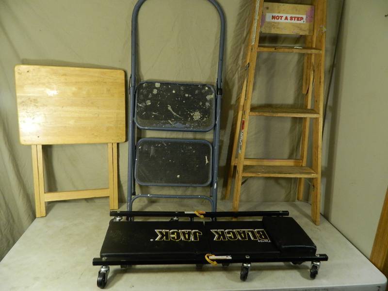 lot 75 image: Ladder, Step Stool, Creeper, Etc
