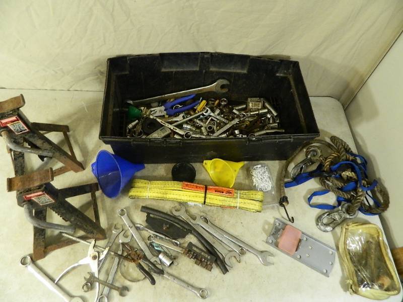 lot 113 image: Jack Stands, Lift Strap, Sockets, Wrenches