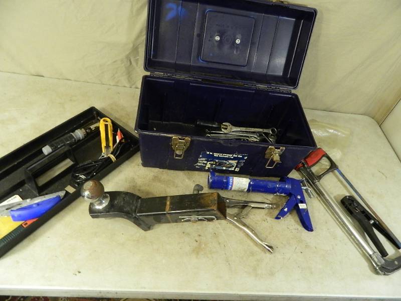 lot 121 image: Hitch, Tools, Toolbox