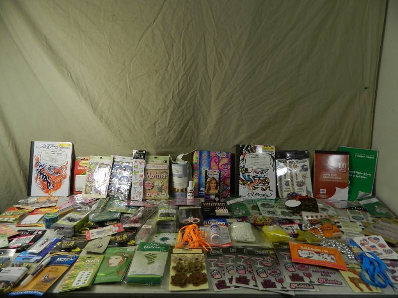 lot 158 image: Craft Items