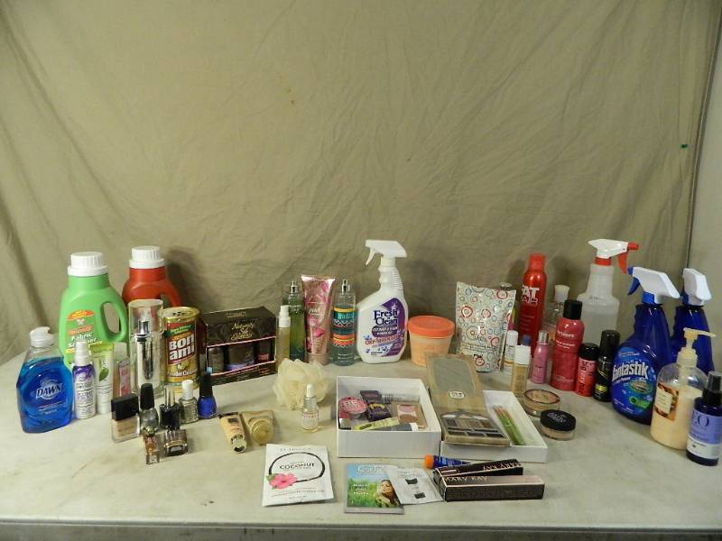 lot 171 image: Personal Products
