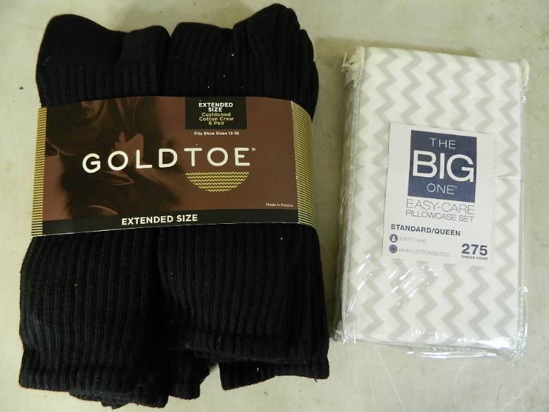 lot 189 image: New Socks and Pillowcases