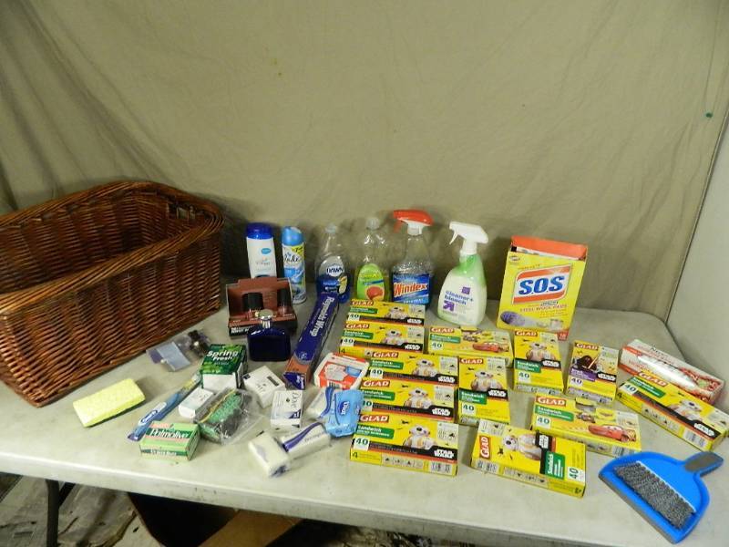 lot 190 image: Personal Products