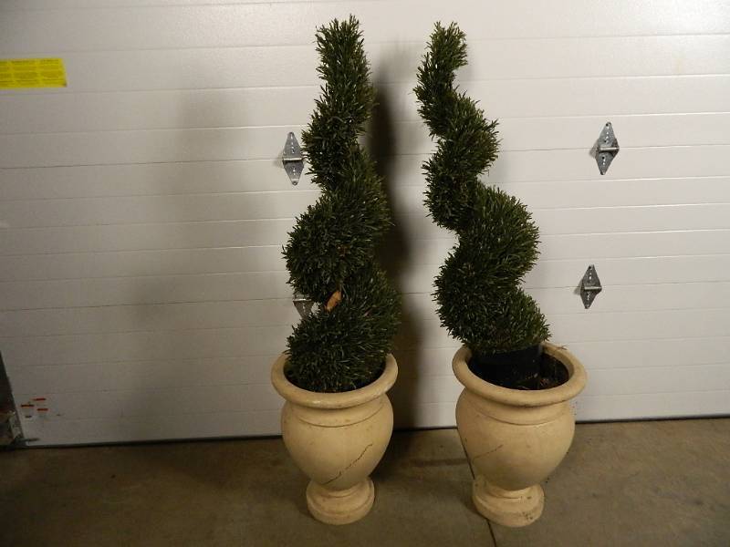 lot 86 image: Pair of Outdoor Planters  Flower Pots with Artificial Plants