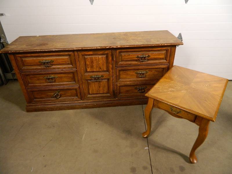 lot 100 image: Take What You Want Furniture