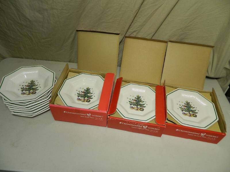 lot 21C image: Nikko Christmastime Salad Plates and Soup Bowls