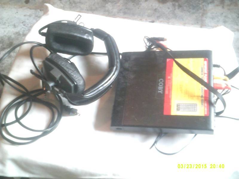 lot 13 image: COLBY DVD PLAYER AND HEAD PHONES