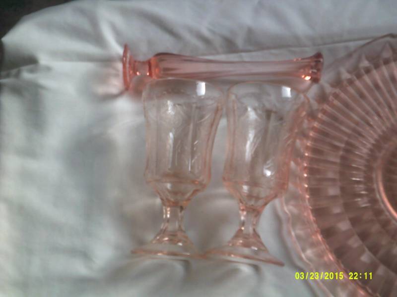 lot 21 image: PINK DEPRESSION
