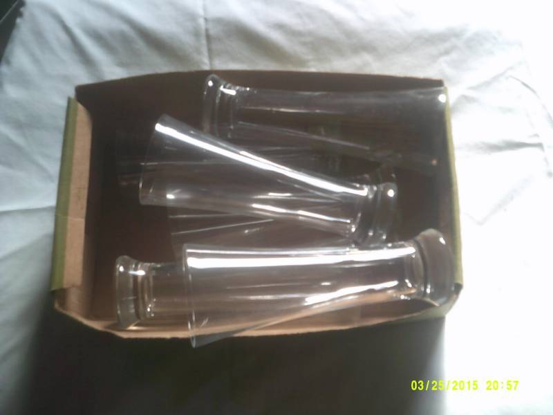 lot 35 image: 6 LONG STEM BEER GLASSES