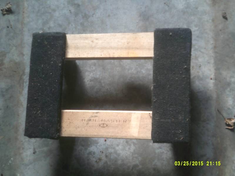 lot 39 image: SMALL FURNITURE DOLLY