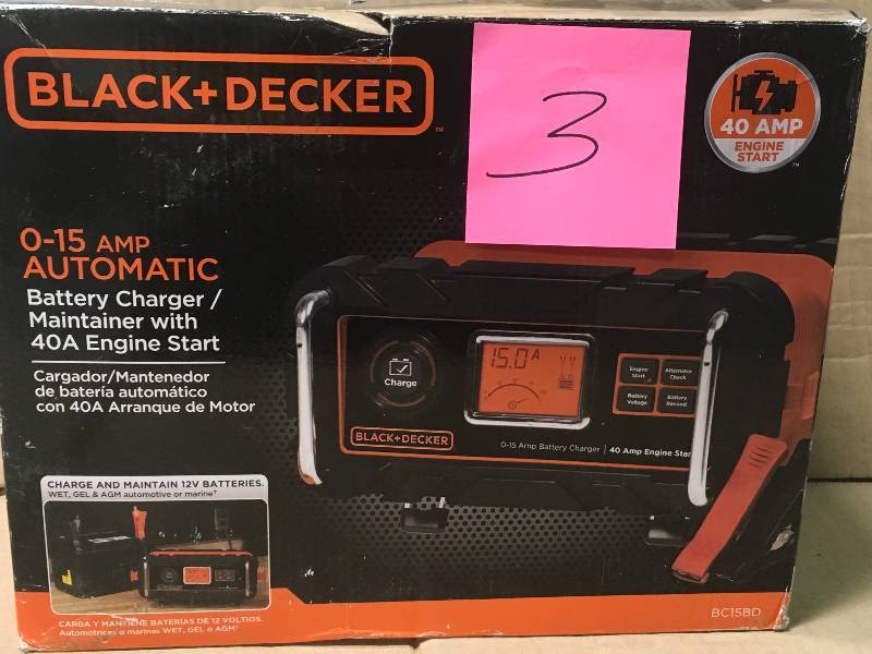 lot 3 image: BLACKDECKER 15 Amp Battery Charger with 40 Amp Engine Start USED in good working condition