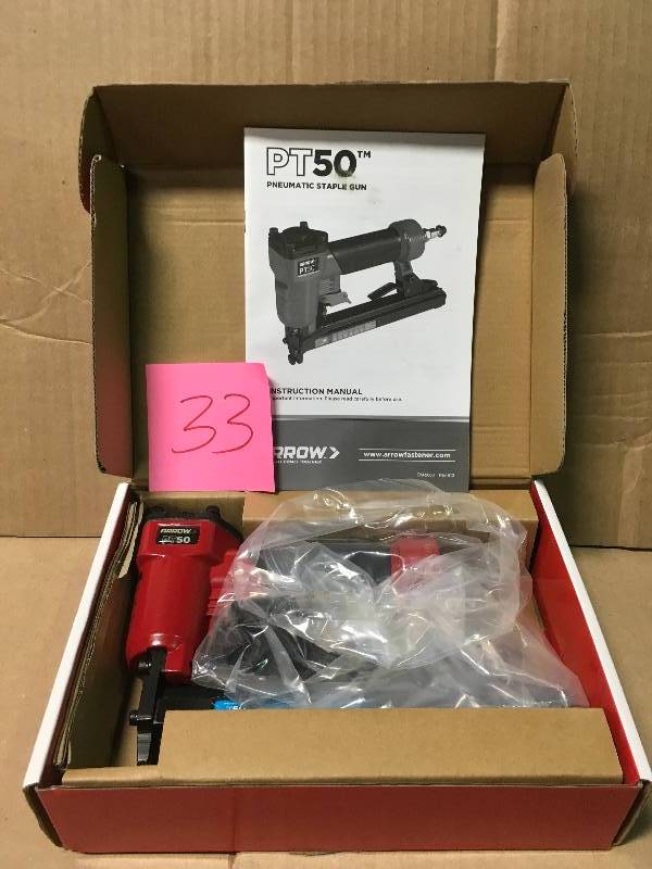 lot 33 image: Arrow Fastener Pneumatic Staple Gun in like new condition