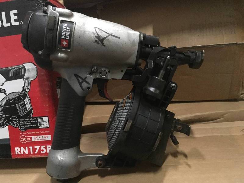 lot 63 image: PORTER-CABLE RN175B Roofing Nailer in working condition used