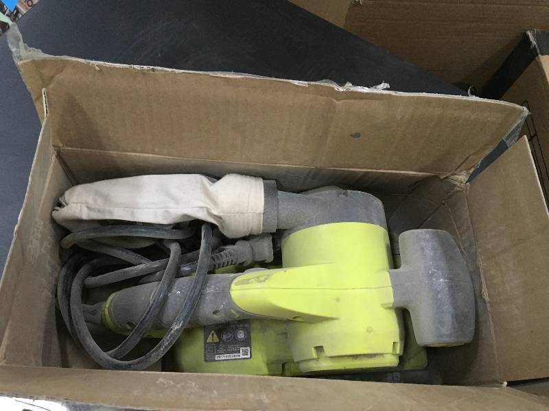 lot 89 image: Ryobi 3 in. x 18 in. Portable Belt Sander USED in good condition