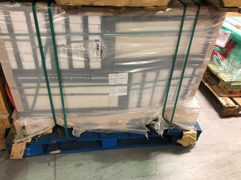 lot 101 image: MSI Regale Cream 12 in. x 24 in. Glazed Porcelain Floor and Wall Tile (16 sq. ft.  case) not used lot of 32 cases
