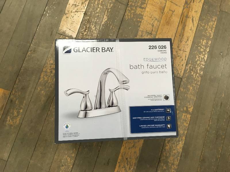 Glacier Bay Edgewood 4 in. Centerset 2-Handle High-Arc Bathroom Faucet in Chrome in like new condition