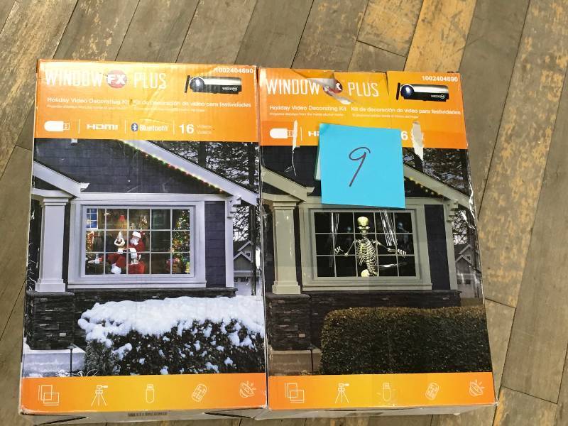 Window FX Plus Projector 28088 LOT OF 2 not used