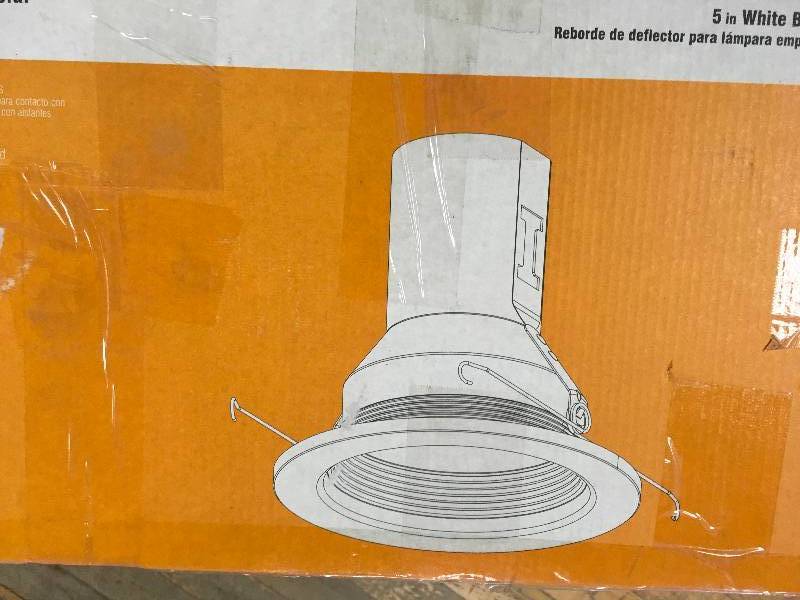 Commercial Electric 5 in. White Recessed Baffle Trim (6-Pack) not used