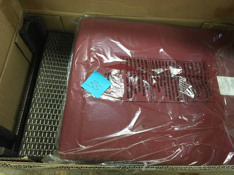 Hampton Bay 65-510233M Beverly Patio Sectional Middle Chair with Red Cushions not used