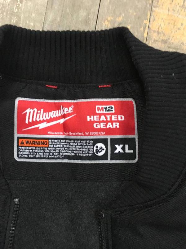 Milwaukee HEATED GEAR X-Large M12 Black Vest Only not used