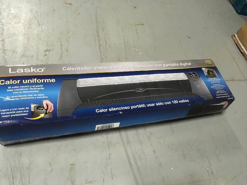 Lasko Heaters 1500 Watt Low Profile Silent Room Heater with Digital Display - Bl in like new condition
