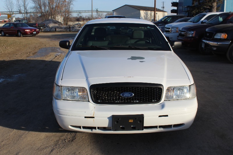 lot 3253 image: 2010 Ford Crown Victoria Police Interceptor