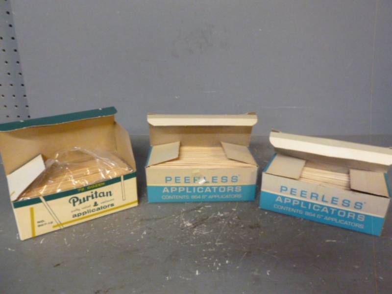 lot 47 image: Vintage Items