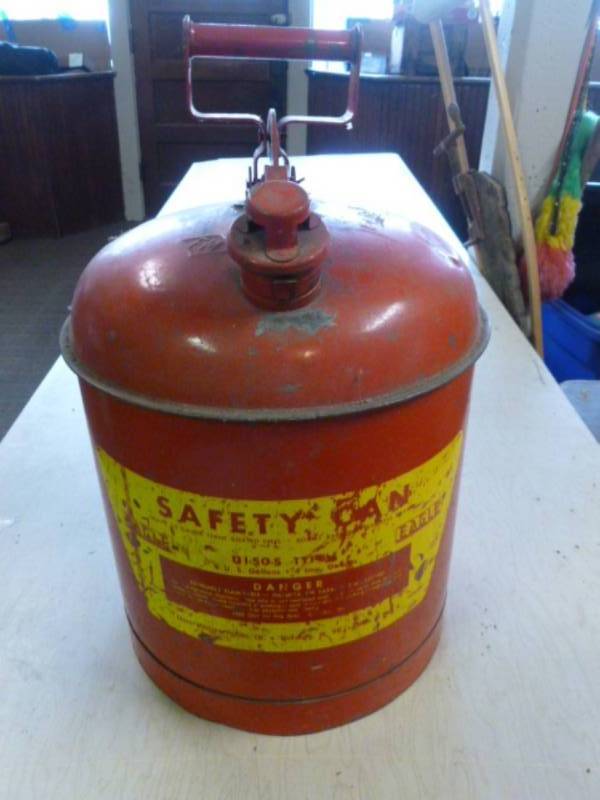 lot 78 image: Eagle Gas Can