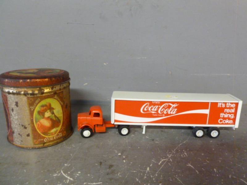 lot 85 image: Coca-Cola Collectible