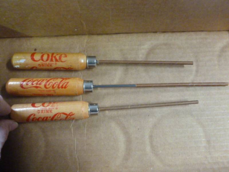 lot 87 image: Coca-Cola Collectible