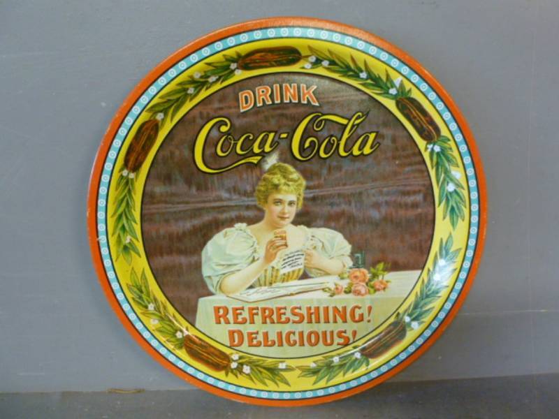 lot 97 image: Coca-Cola Collectible