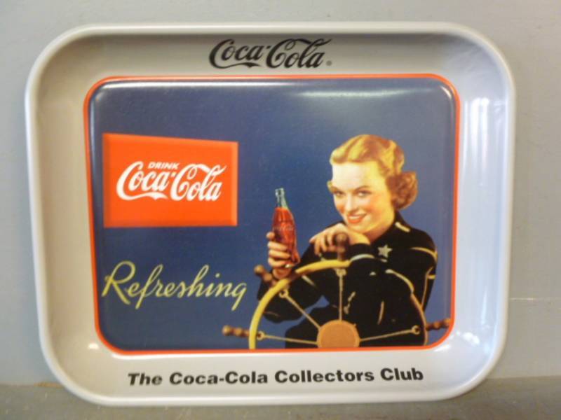 lot 98 image: Coca-Cola Collectible
