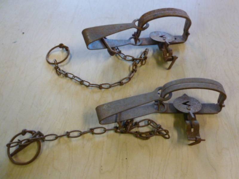lot 108 image: Vintage Traps