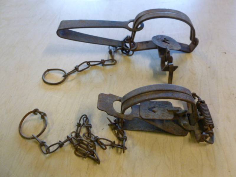 lot 110 image: Vintage Traps