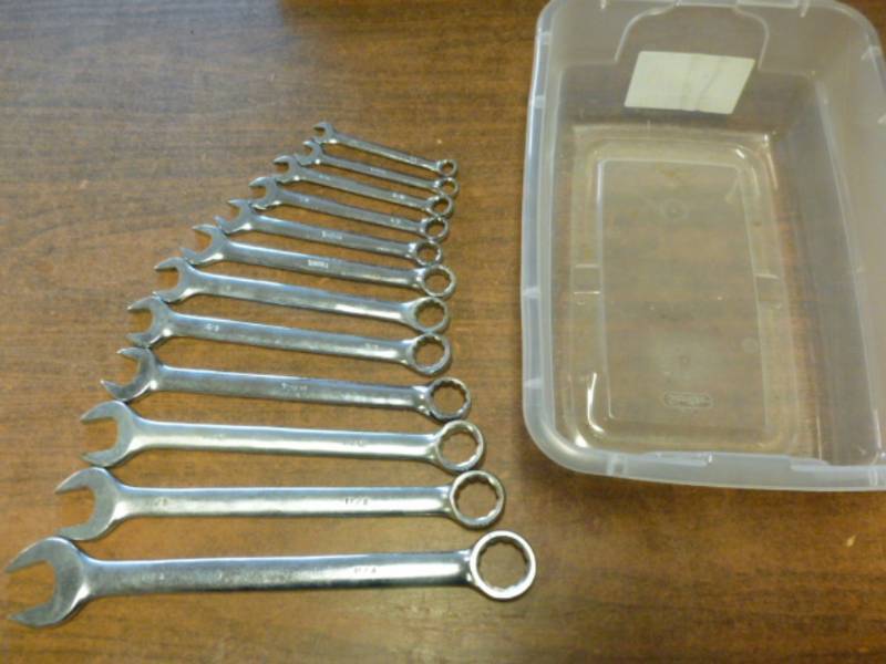 lot 143 image: Wrench Set
