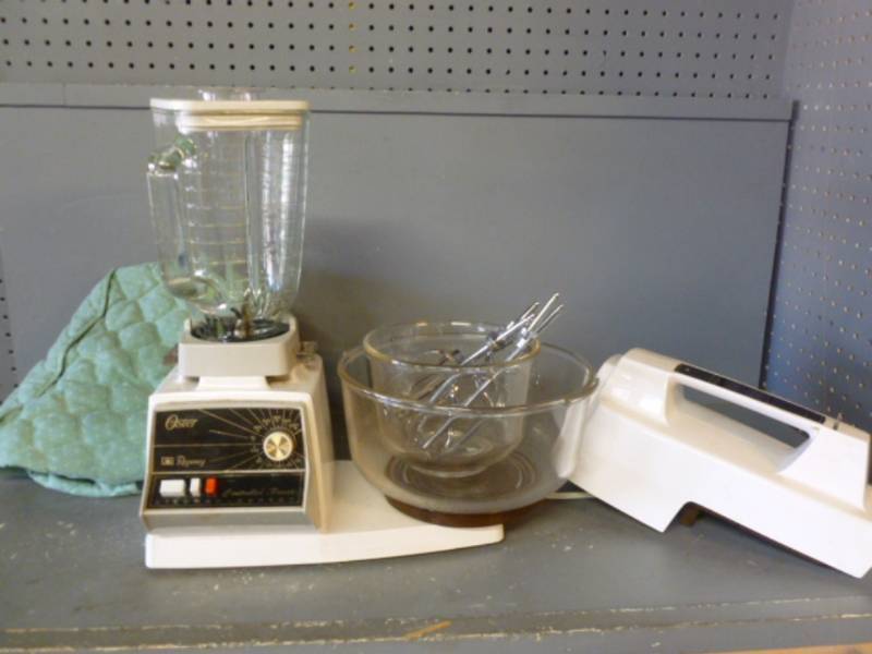 lot 149 image: Vintage Kitchen
