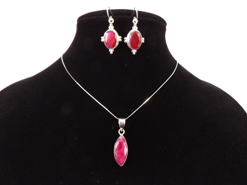 lot 22 image: .925 Sterling Silver Natural Ruby NecklacePendant and Earring Set