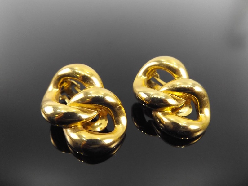 lot 83 image: Vintage Les Bernard Gold Earrings