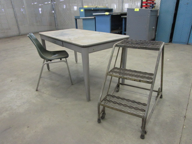 STEEL TABLE WITH ROLLING STAIRS AND CHAIR