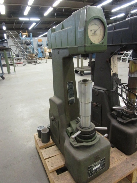SUPERFICIAL HARDNESS TESTER