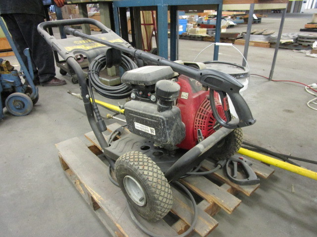 INDUSTRIAL PRESSURE WASHER