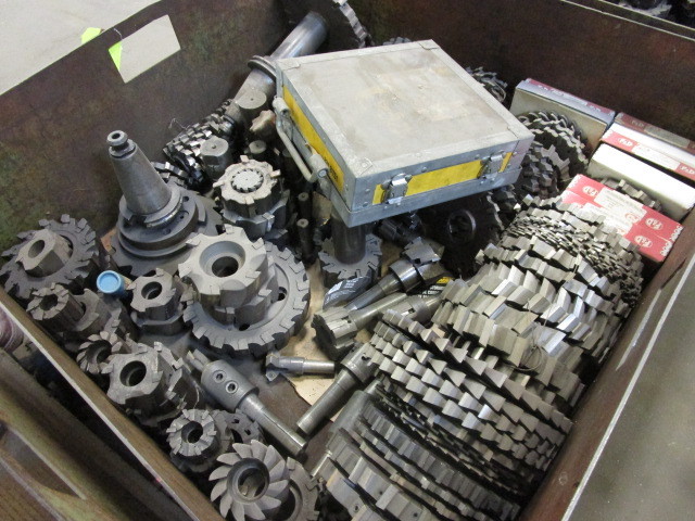 METAL BIN OF SLOTTING CUTTERS