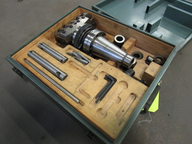 ADJUSTABLE BORING BAR