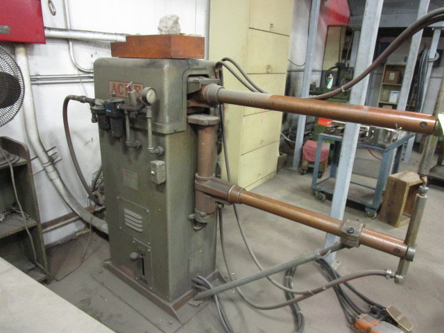 ACME SPOT WELDER WITH ROBOTRON POWER UNIT