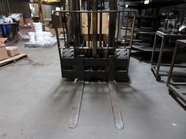 CATERPILLAR LP FORKLIFT