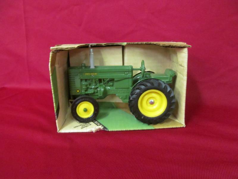 lot 1 image: John Deere  M Tractor
