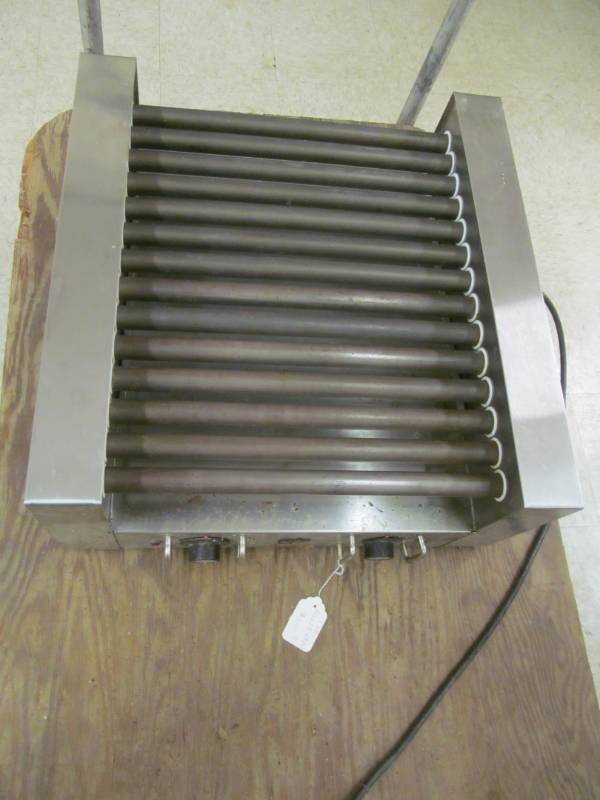 lot 13 image: Star Roller Grill