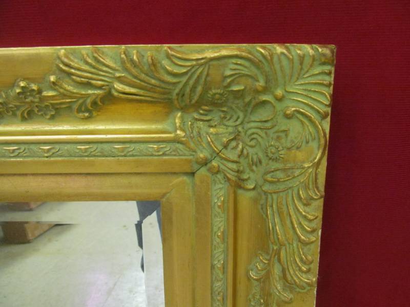lot 47 image: vintage mirror