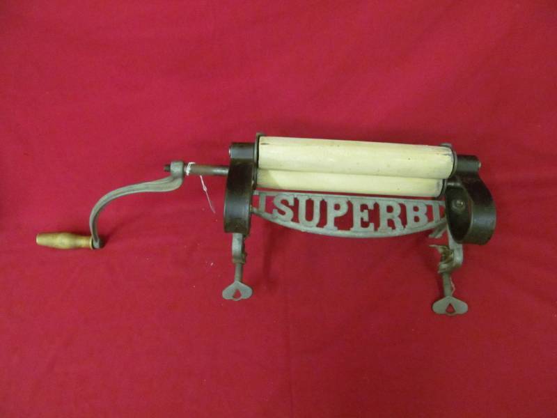 lot 73 image: vintage Superb washer wringer