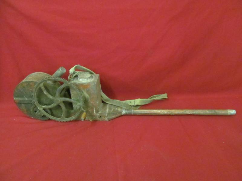 lot 75 image: Antique Insecticide sprayerblower